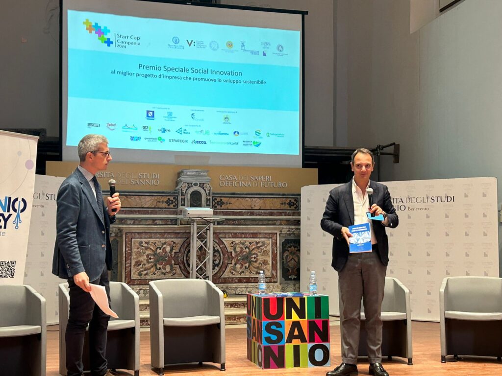 Fernando Del Rosso, CEO di Fare Impresa, alla V Edizione della Borsa Mediterranea della Formazione e del Lavoro 9 Tra i protagonisti della V Edizione della Borsa Mediterranea della Formazione e del Lavoro ci sarà Fernando Del Rosso, CEO di Fare Impresa